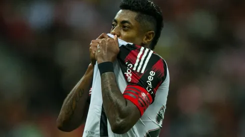 Bruno Henrique jogador do Flamengo comemora seu gol durante a partida contra o Sport na Arena de Pernambuco, pelo Campeonato Brasileiro A 2025. Foto: Marlon Costa/AGIF