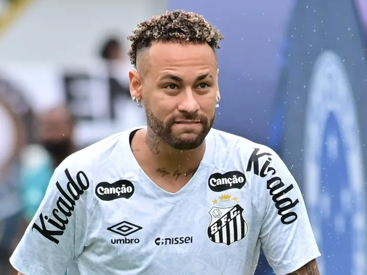 Neymar, do Santos, tem data da cirurgia marcada para acontecer