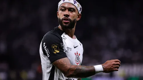 Depay em Corinthians x Vasco pela Copa do Brasil. Foto: Fabio Giannelli/AGIF