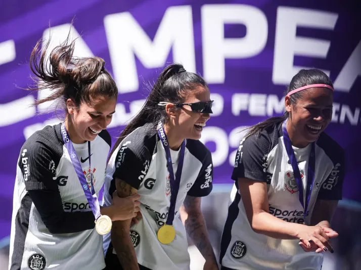 Corinthians encerra ano mantendo hegemonia na Libertadores e Brasileirão Feminino