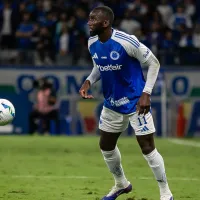 Cruzeiro anuncia a saída do atacante Bolasie após um ano: “Memoráveis vídeos”