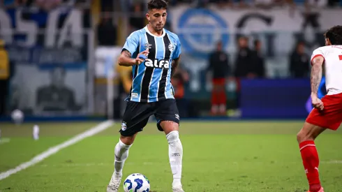 Cristian Olivera está de saída do Grêmio. Foto: Maxi Franzoi/AGIF