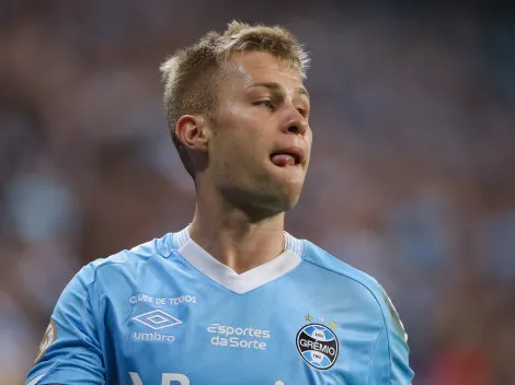 Grêmio é avisado que Ronald é alvo de clubes da Série B e saída fica próxima