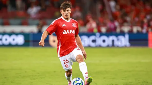 Bernabei, lateral-esquerdo no Internacional