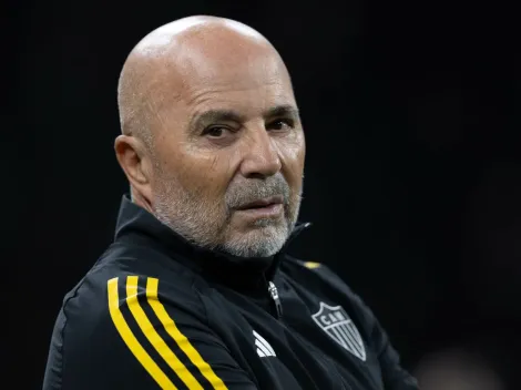 Sampaoli 'lamenta' e Santos pode fechar com João Marcelo, atacante do Atlético-MG
