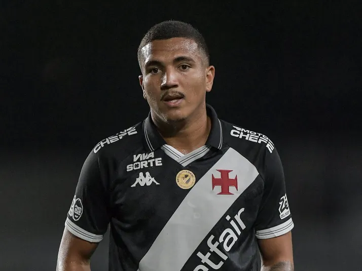 Vasco informa situação de Mateus Carvalho, que passará por cirurgia