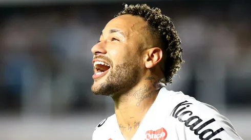 Neymar em campo pelo Santo. Foto: Mauricio De Souza/AGIF