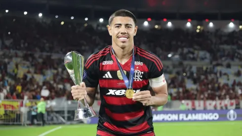 Iago, zagueiro do Flamengo, interessa a clubes europeus. (Foto: Gilvan de Souza/Flamengo