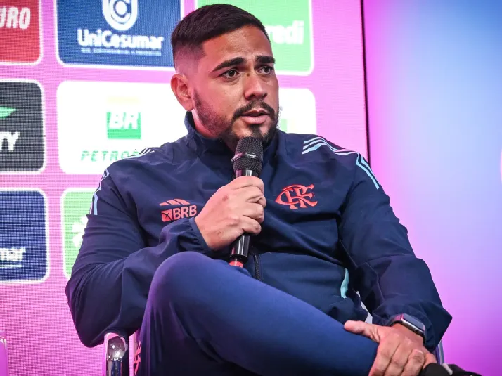 Felipe Torres celebra privilégio de jogar a final da Copinha Feminina pelo Flamengo