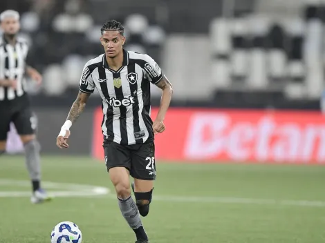 Botafogo nega proposta do Vitória pelo volante Newton