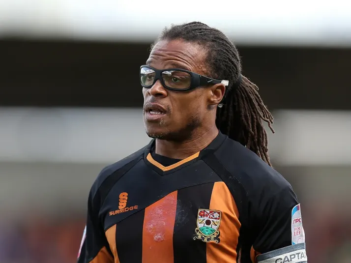 Edgar Davids é oferecido como técnico ao Botafogo para substituir Ancelotti, diz rádio