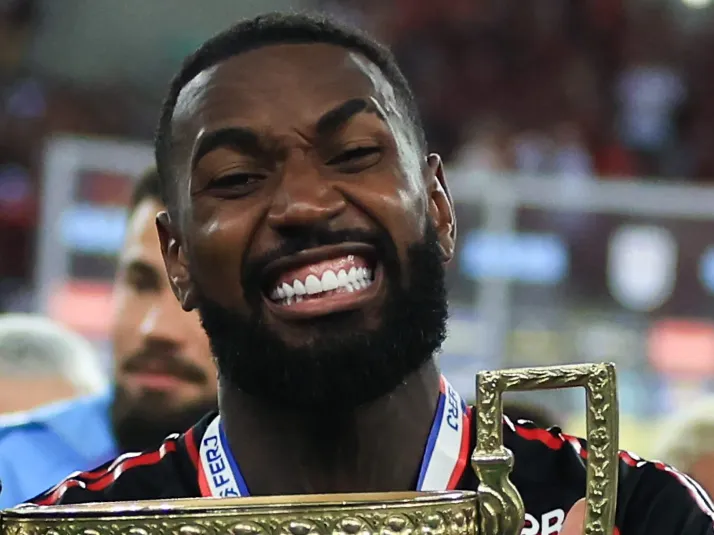 Cruzeiro atravessa Palmeiras por Gerson e negocia com Zenit