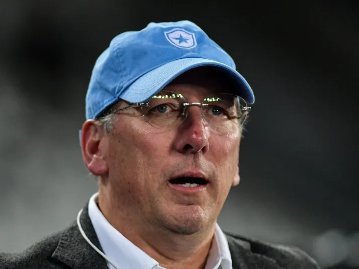 Botafogo continuará buscando contratações para 2026 ainda sem treinador