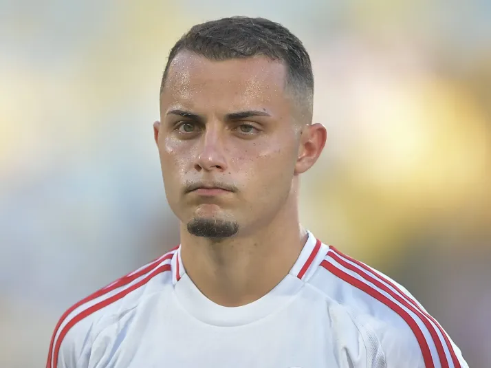 Athletico-PR fará nova proposta por Bruno Gomes, do Internacional