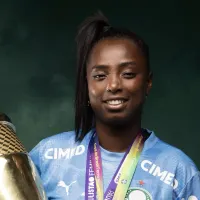 Palmeiras acerta renovação de contrato com goleiras Ravena e Tainá para 2026