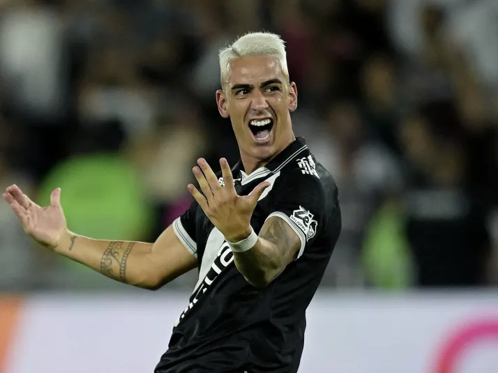 Internacional tenta contratar Puma Rodríguez, lateral do Vasco