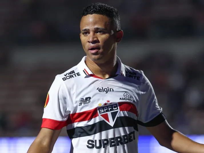 São Paulo recebe proposta de R$6,5 milhões do Coritiba por Erick