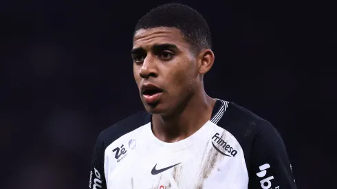 Gui Negão durante confronto entre Corinthians x Athletico-PR na Copa do Brasil de 2025.