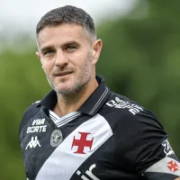 Vasco avalia ceder Vegetti por empréstimo em 2026; Coritiba segue interessado