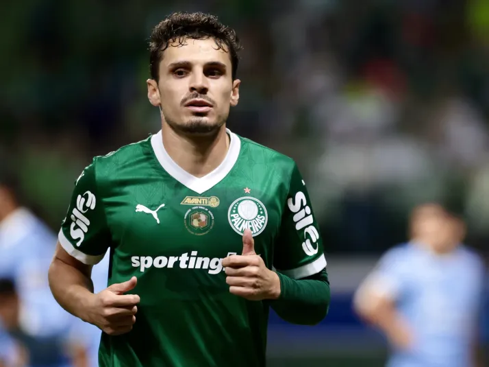 Palmeiras aceita negociar Raphael Veiga e impõe condição