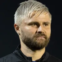 Coritiba mira Eduardo Sasha, mas salário é entrave; Athletico também tem interesse