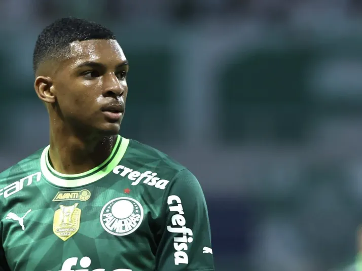 Luís Guilherme, atacante ex-Palmeiras, pode deixar o West Ham e fechar com o Sporting