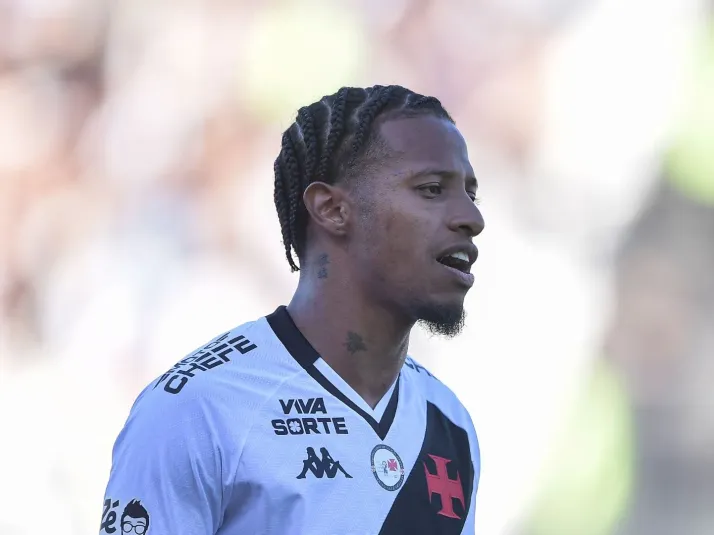 Futuro de Tchê Tchê no Vasco gera dúvidas