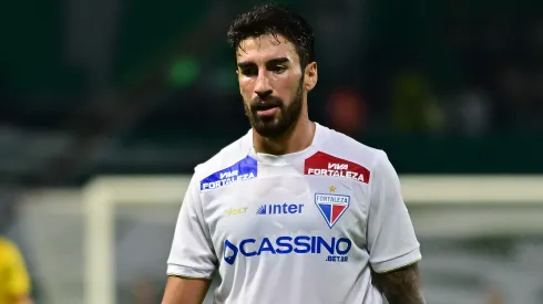 Lucero jogador do Fortaleza durante partida contra o Palmeiras no estadio Arena Allianz Parque pelo campeonato Brasileiro A 2025. Foto: Jota Erre/AGIF