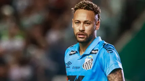 Neymar em campo pelo Santos. Foto: Luiz Erbes/AGIF