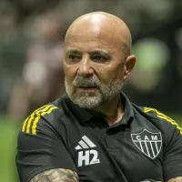 Atlético-MG entra em disputa com o Cruzeiro e pode fechar com Vitinho, do Botafogo