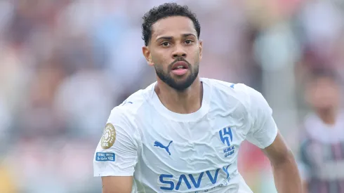 Renan Lodi durante confronto contra o Fluminense no Mundial de Clubes de 2025.