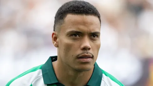 Mandaca durante confronto contra o Corinthians no Campeonato Brasileiro de 2025.