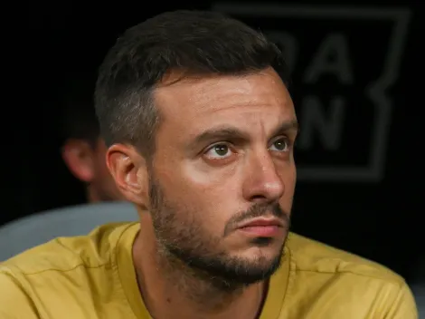 Chris Ramos pode deixar o Botafogo e fechar com clube europeu; Anselmi aprova saída