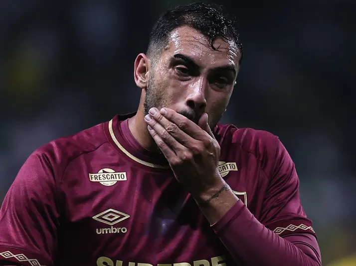 Fluminense recusa proposta de R$32,5 milhões do Bologna por Freytes