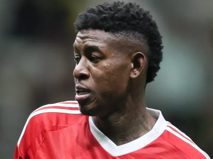 Magrão coloca Léo Duarte como possível substituto de Vitão no Internacional