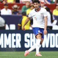 Flamengo não tem interesse em Johnny; volante apareceu em anúncio da renovação de Filipe Luís