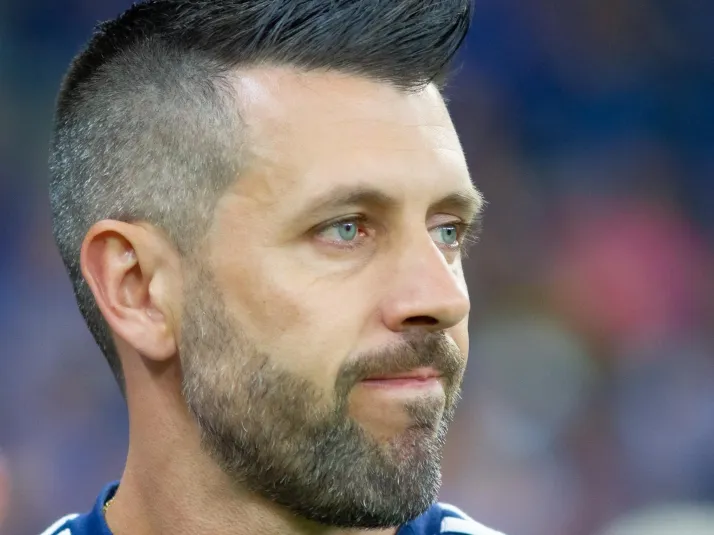 Pezzolano da aval e Internacional tenta contratar Léo Duarte