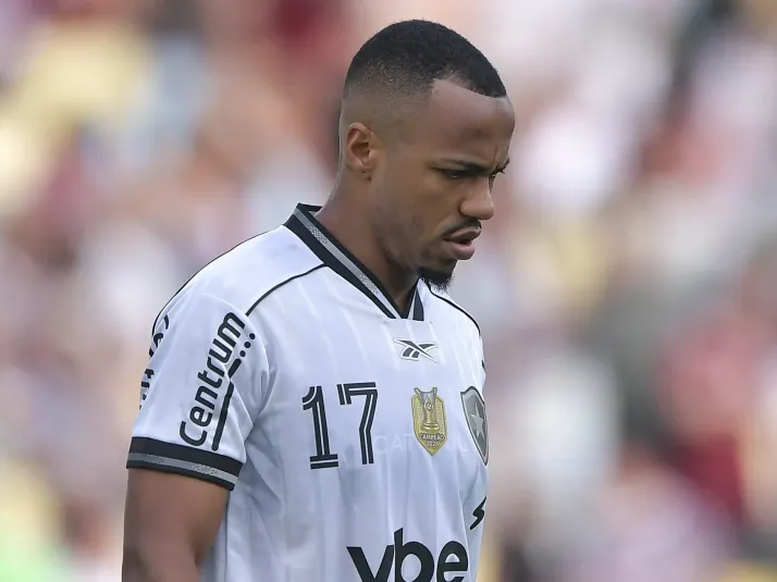 Botafogo define Medina como substituto ideal de Marlon Freitas