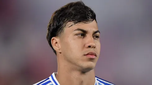 Kaio Jorge jogador do Cruzeiro durante partida contra o Flamengo no estadio Maracana pelo campeonato Brasileiro A 2025. Foto: Thiago Ribeiro/AGIF
