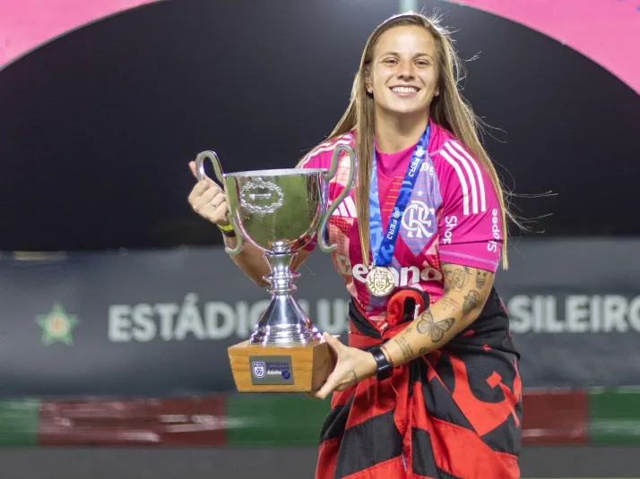 Gabi Barbieri retorna ao Internacional após dois anos no Flamengo