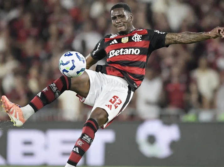 Grêmio vai avançar pela contratação de Evertton Araújo