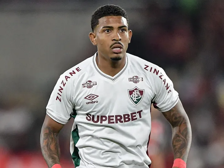 Coritiba tem interesse em John Kennedy, do Fluminense