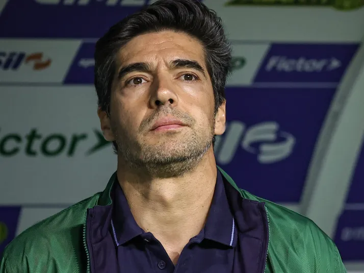 Palmeiras define estratégia no mercado e busca reforços 'prontos' para 2026