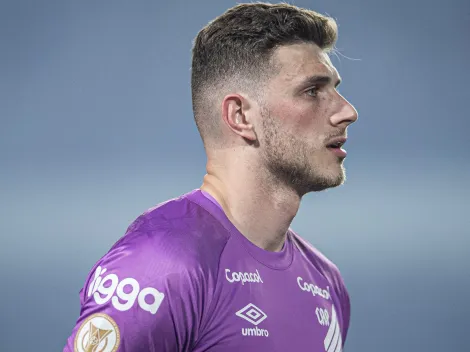 Grêmio deve desistir da contratação do goleiro Bento