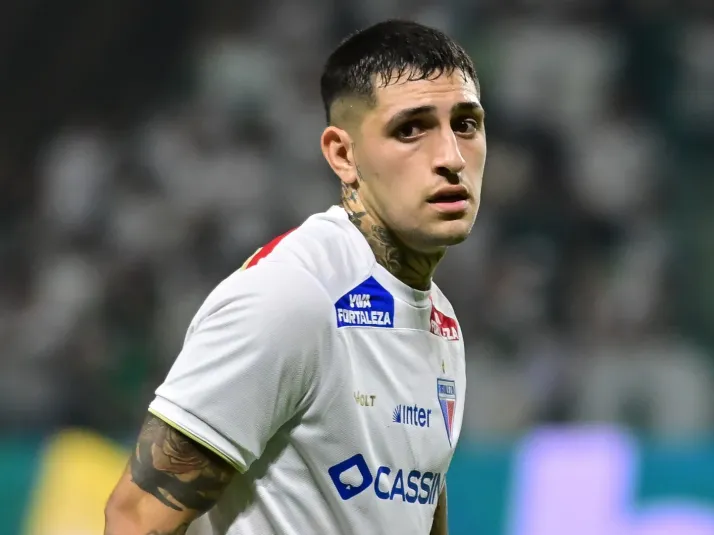 São Paulo desiste de contratar Gaston Ávila após zagueiro priorizar volta a Argentina