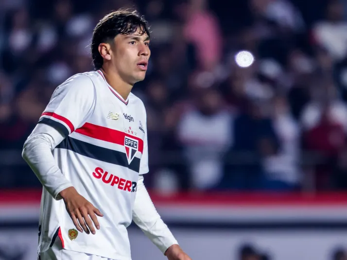 Ferraresi se aproxima da permanência após acordo por trocas "esfriar"