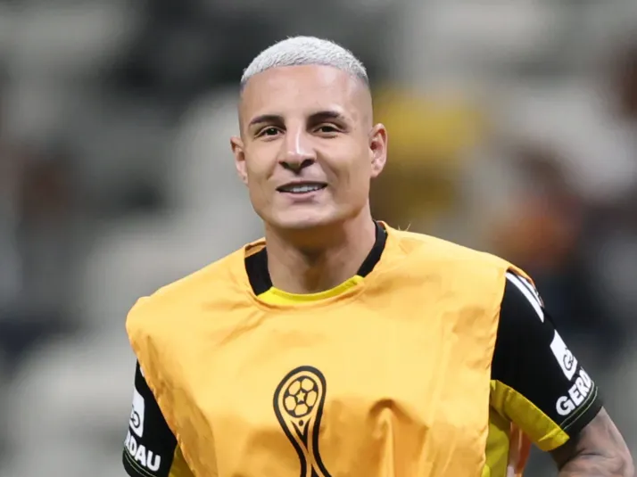 Guilherme Arana é o novo reforço do Fluminense para 2026