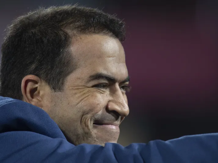 Marcelo Paz recebe elogios após acerto de Maycon com o Corinthians