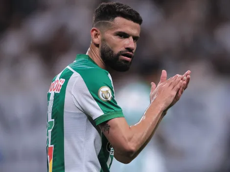 Jadson retorna ao Athletico-PR e manda recado para a torcida