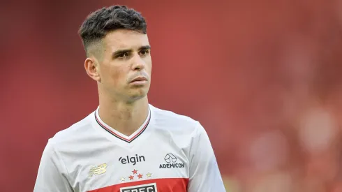 Oscar jogador do Sao Paulo durante partida contra o Flamengo no estadio Maracana pelo campeonato Brasileiro A 2025. Foto: Thiago Ribeiro/AGIF